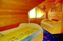 Sâmbăta Cazare | Camping / Popas turistic (K0963-19) Imaginea poate fi supusă drepturilor de autor. Se recomandă contactarea titularului drepturilor.