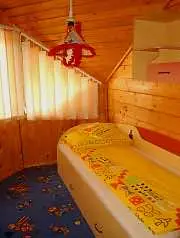 Sâmbăta Cazare | Camping / Popas turistic (K0963-21) Imaginea poate fi supusă drepturilor de autor. Se recomandă contactarea titularului drepturilor.