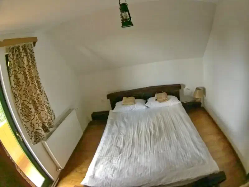 Șiclod Cazare | Cabană (K0637-20) Imaginea poate fi supusă drepturilor de autor. Se recomandă contactarea titularului drepturilor. Șiclod Cazare | Cabană (K0637-20) Imaginea poate fi supusă drepturilor de autor. Se recomandă contactarea titularului drepturilor.