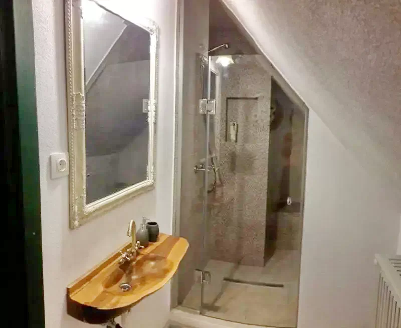 Șiclod Cazare | Cabană (K0637-27) Imaginea poate fi supusă drepturilor de autor. Se recomandă contactarea titularului drepturilor. Șiclod Cazare | Cabană (K0637-27) Imaginea poate fi supusă drepturilor de autor. Se recomandă contactarea titularului drepturilor.