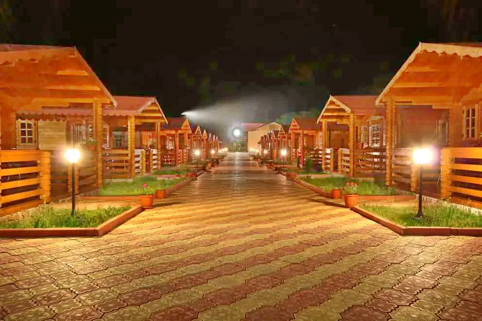 Băile Herculane Cazare | Motel (K0892-42) Imaginea poate fi supusă drepturilor de autor. Se recomandă contactarea titularului drepturilor.