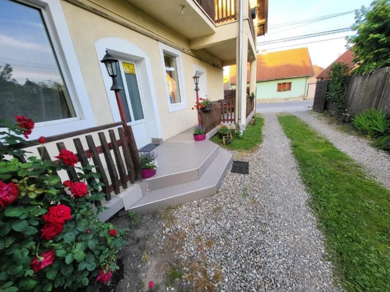 Miercurea Ciuc Cazare | Pensiune (K0147-10) Imaginea poate fi supusă drepturilor de autor. Se recomandă contactarea titularului drepturilor. Miercurea Ciuc Cazare | Pensiune (K0147-10) Imaginea poate fi supusă drepturilor de autor. Se recomandă contactarea titularului drepturilor.