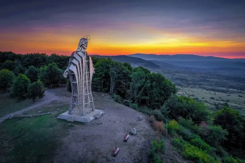 Statuia Inima Lui Iisus Statuia Inima Lui Iisus