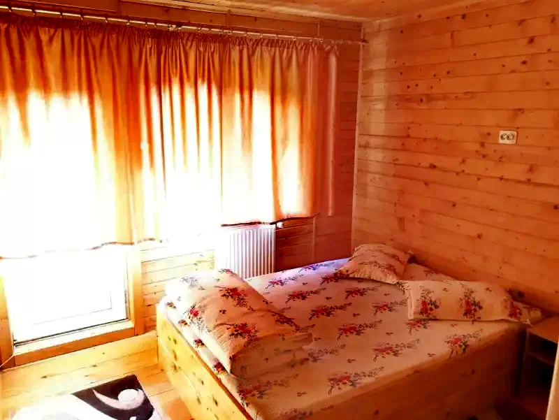 Coada Lacului Lesu Cazare | Pensiune (K0107-12) Imaginea poate fi supusă drepturilor de autor. Se recomandă contactarea titularului drepturilor. Coada Lacului Lesu Cazare | Pensiune (K0107-12) Imaginea poate fi supusă drepturilor de autor. Se recomandă contactarea titularului drepturilor.