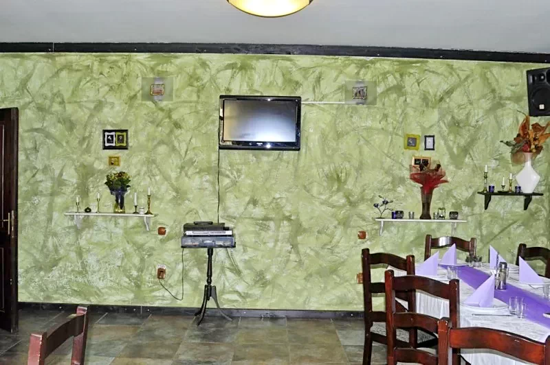 Guraró Szállás | Motel (K0657-14) A kép szerzői jogvédelem alatt állhat. Javasolt a kapcsolatfelvétel a jog tulajdonossal.