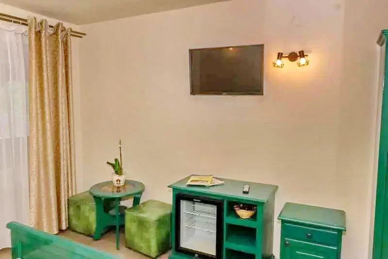 Guraró Szállás | Motel (K0657-32) A kép szerzői jogvédelem alatt állhat. Javasolt a kapcsolatfelvétel a jog tulajdonossal.