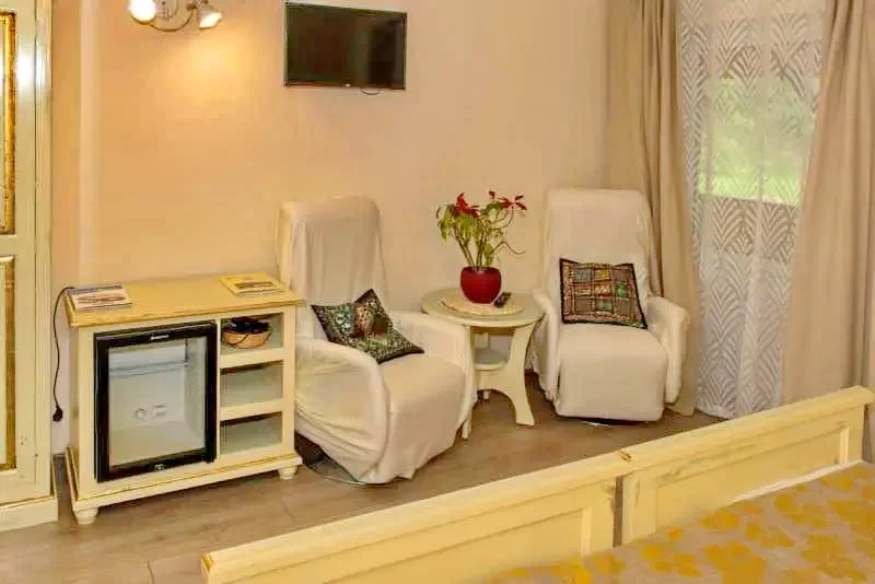 Guraró Szállás | Motel (K0657-33) A kép szerzői jogvédelem alatt állhat. Javasolt a kapcsolatfelvétel a jog tulajdonossal.