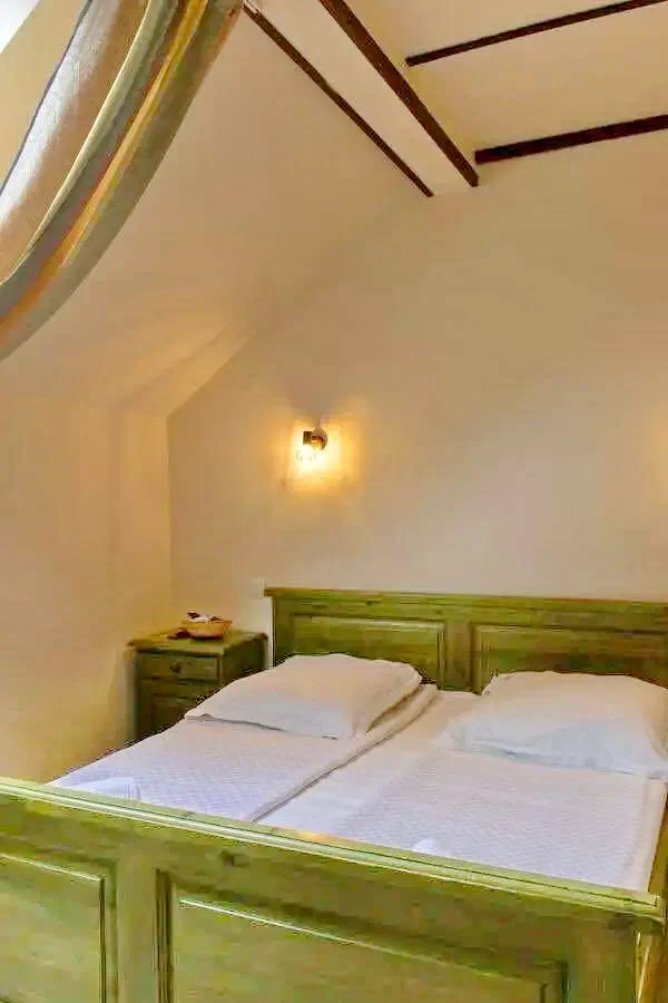 Gura Râului Cazare | Pensiune (K0657-38) Imaginea poate fi supusă drepturilor de autor. Se recomandă contactarea titularului drepturilor. Gura Râului Cazare | Pensiune (K0657-38) Imaginea poate fi supusă drepturilor de autor. Se recomandă contactarea titularului drepturilor.