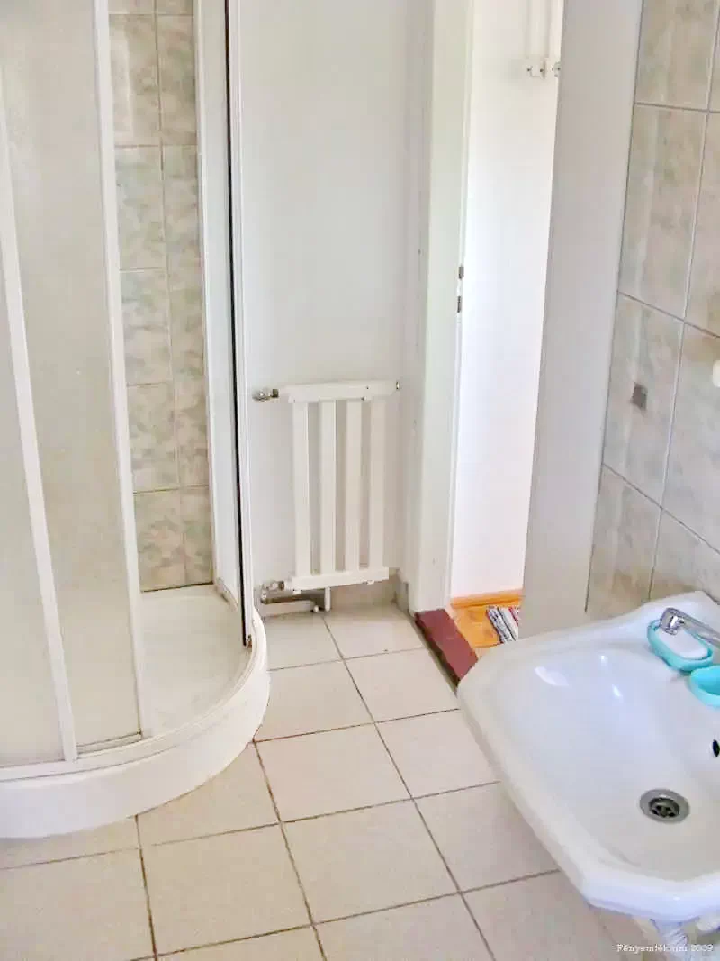 Hargitafürdő Szállás | Panzió (K0186-4) A kép szerzői jogvédelem alatt állhat. Javasolt a kapcsolatfelvétel a jog tulajdonossal.