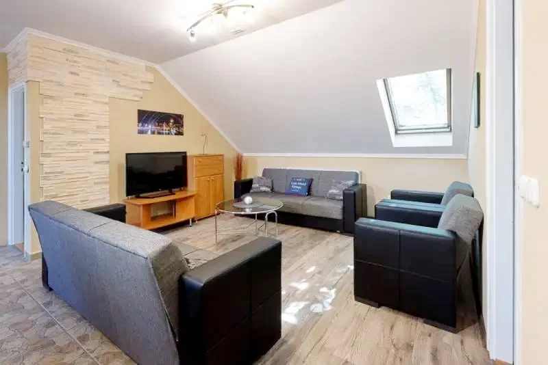 Gyula Szállás | Panzió (K0087-2) A kép szerzői jogvédelem alatt állhat. Javasolt a kapcsolatfelvétel a jog tulajdonossal. Gyula Szállás | Panzió (K0087-2) A kép szerzői jogvédelem alatt állhat. Javasolt a kapcsolatfelvétel a jog tulajdonossal.