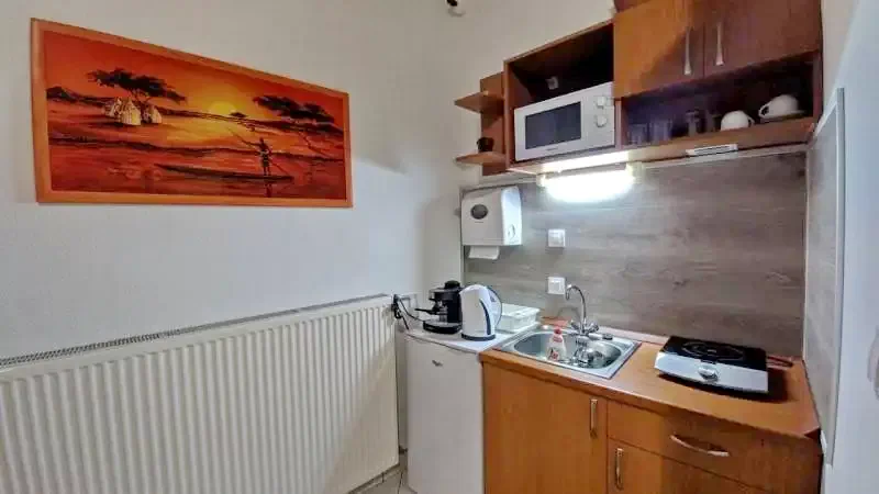 Gyula Szállás | Panzió (K0087-17) A kép szerzői jogvédelem alatt állhat. Javasolt a kapcsolatfelvétel a jog tulajdonossal. Gyula Szállás | Panzió (K0087-17) A kép szerzői jogvédelem alatt állhat. Javasolt a kapcsolatfelvétel a jog tulajdonossal.