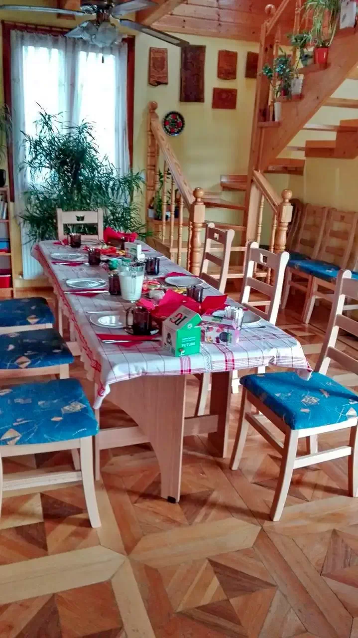 Crăciunel Cazare | Casă de oaspeți (K0195-2) Imaginea poate fi supusă drepturilor de autor. Se recomandă contactarea titularului drepturilor.