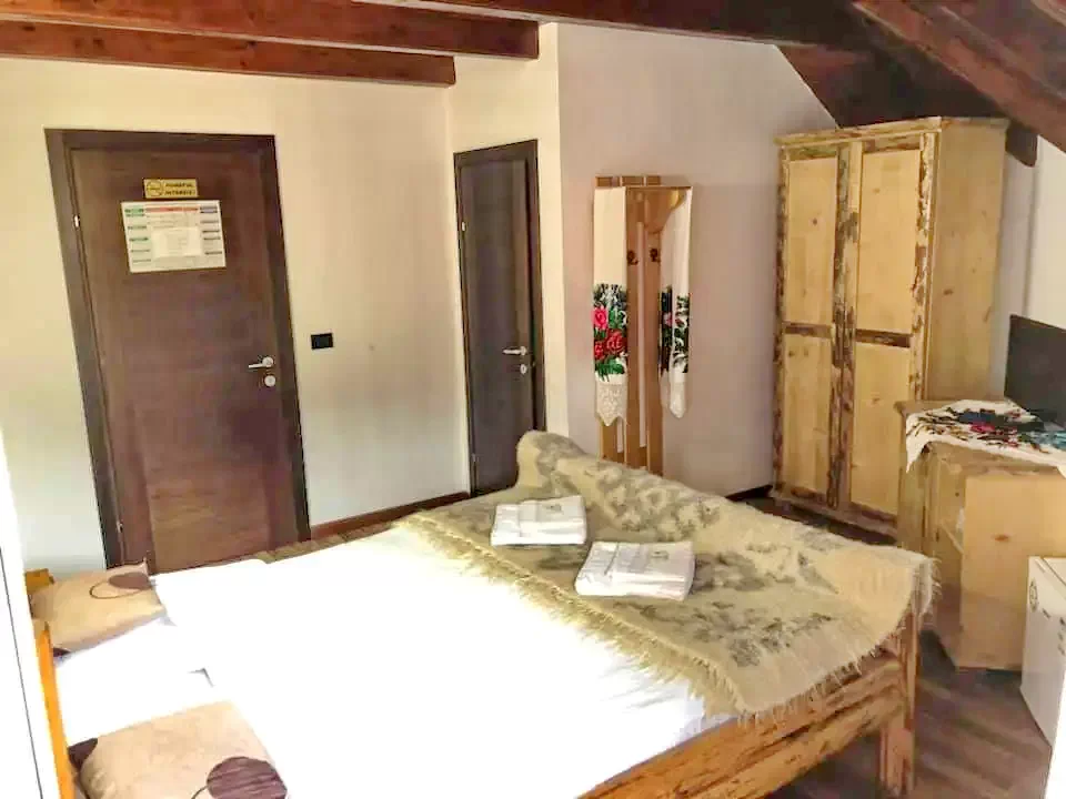 Borșa Cazare | Motel (K1246-19) Imaginea poate fi supusă drepturilor de autor. Se recomandă contactarea titularului drepturilor.