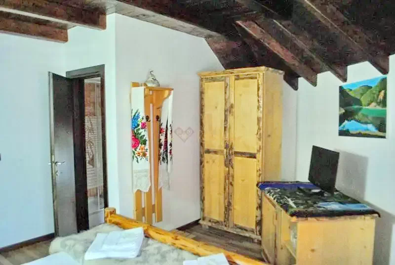 Borșa Cazare | Pensiune (K1246-20) Imaginea poate fi supusă drepturilor de autor. Se recomandă contactarea titularului drepturilor. Borșa Cazare | Pensiune (K1246-20) Imaginea poate fi supusă drepturilor de autor. Se recomandă contactarea titularului drepturilor.