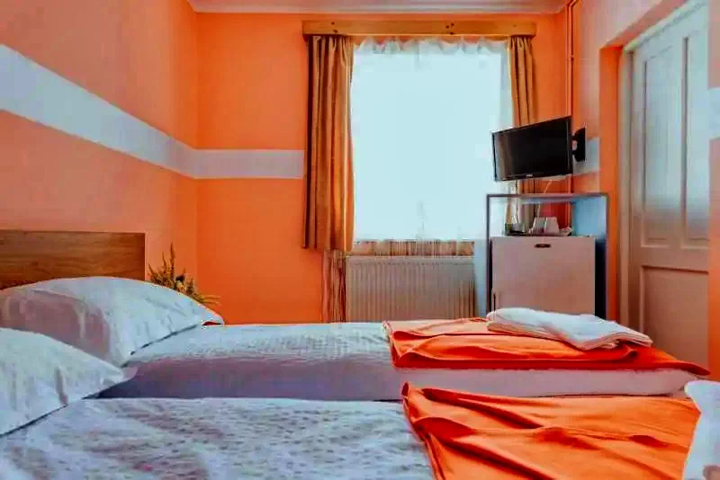 Borsec Cazare | Pensiune (K0628-6) Imaginea poate fi supusă drepturilor de autor. Se recomandă contactarea titularului drepturilor. Borsec Cazare | Pensiune (K0628-6) Imaginea poate fi supusă drepturilor de autor. Se recomandă contactarea titularului drepturilor.