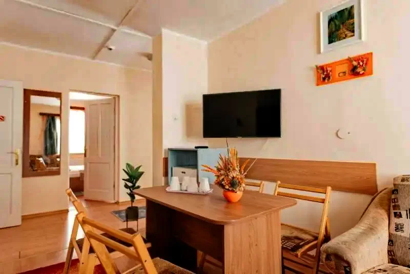 Borszék Szállás | Motel (K0628-22) A kép szerzői jogvédelem alatt állhat. Javasolt a kapcsolatfelvétel a jog tulajdonossal.