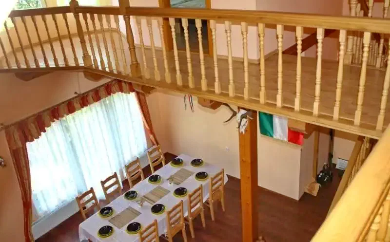 Zetea Cazare | Motel (K0497-5) Imaginea poate fi supusă drepturilor de autor. Se recomandă contactarea titularului drepturilor.