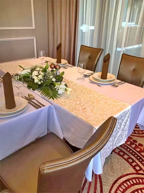  Cazare | Casă de oaspeți (K1013-38) Imaginea poate fi supusă drepturilor de autor. Se recomandă contactarea titularului drepturilor.