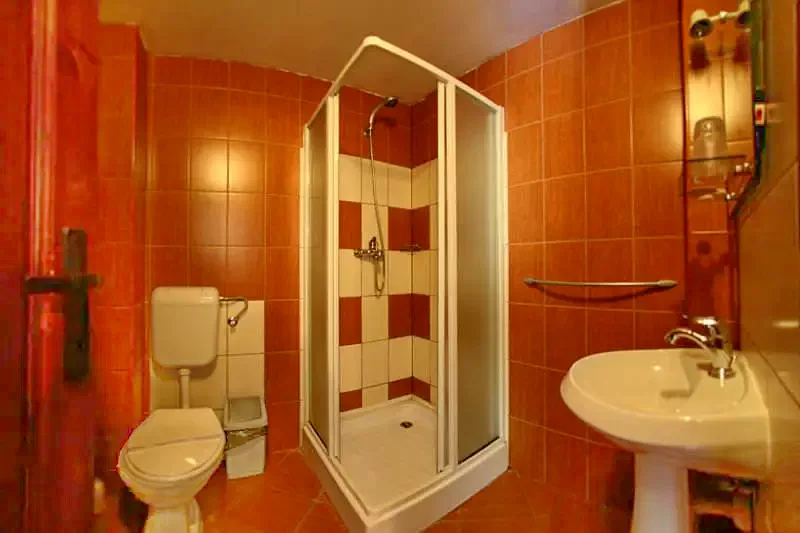 Cazare Lacu Rosu - Vila Gál*** | Gyilkostó - Gál Villa***. Imaginea poate fi supusă drepturilor de autor. Se recomandă contactarea titularului drepturilor.