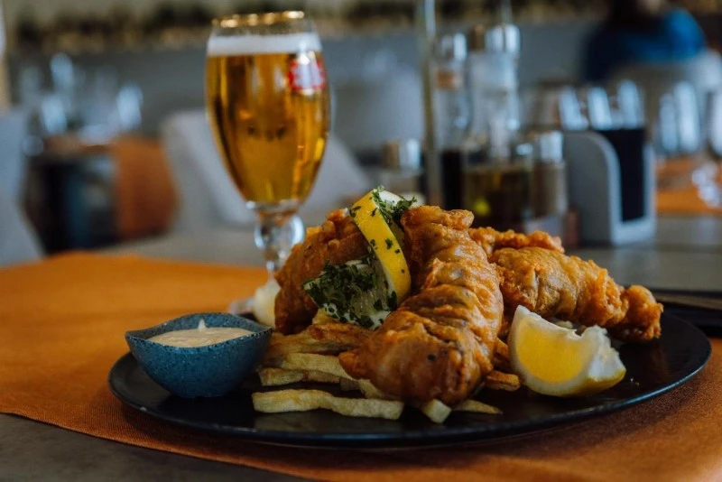 Miercurea Nirajului Cazare | Motel (K0409-5) Imaginea poate fi supusă drepturilor de autor. Se recomandă contactarea titularului drepturilor.