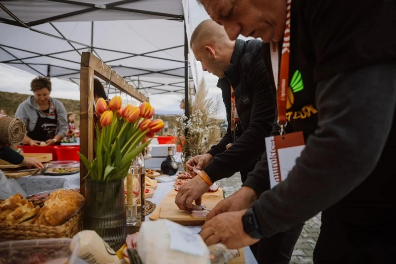 Nyárádszereda Szállás | Motel (K0409-38) A kép szerzői jogvédelem alatt állhat. Javasolt a kapcsolatfelvétel a jog tulajdonossal.