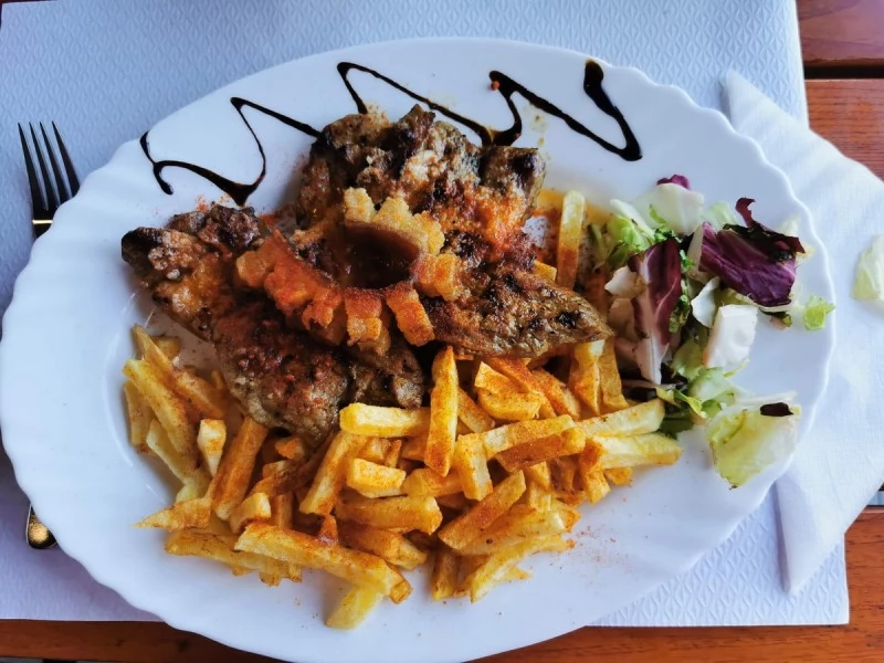 Parajd Szállás | Hotel*** (K1459-10) A kép szerzői jogvédelem alatt állhat. Javasolt a kapcsolatfelvétel a jog tulajdonossal.