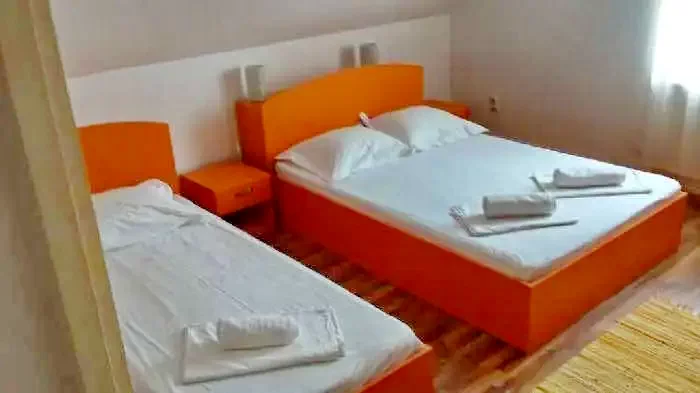 Sellenberk Szállás | Motel (K1035-4) A kép szerzői jogvédelem alatt állhat. Javasolt a kapcsolatfelvétel a jog tulajdonossal.