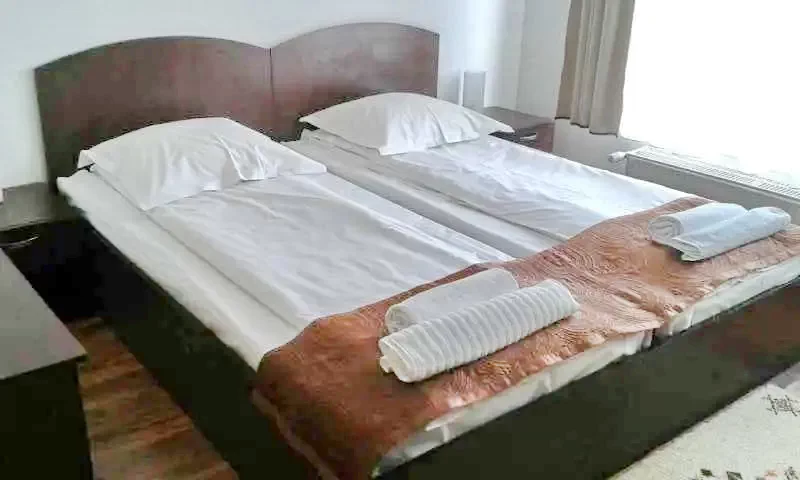 Șelimbăr Cazare | Motel (K1035-9) Imaginea poate fi supusă drepturilor de autor. Se recomandă contactarea titularului drepturilor.