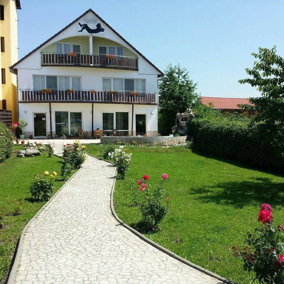 Sellenberk Szállás | Motel (K1035-15) A kép szerzői jogvédelem alatt állhat. Javasolt a kapcsolatfelvétel a jog tulajdonossal.