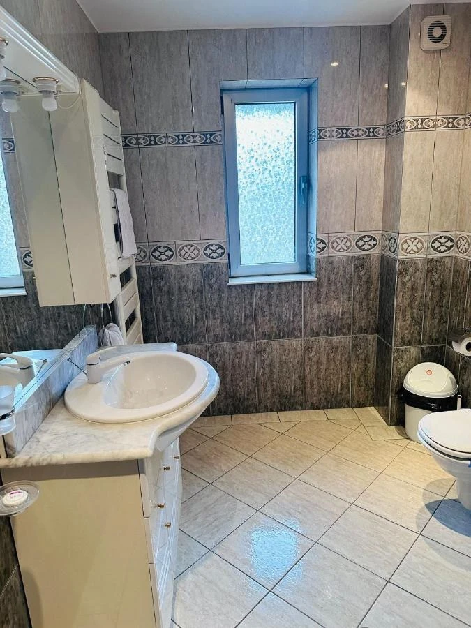 Câmpulung Moldovenesc Cazare | Hotel*** (K1564-19) Imaginea poate fi supusă drepturilor de autor. Se recomandă contactarea titularului drepturilor.