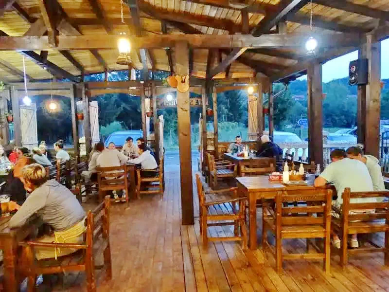 Arefu Cazare | Motel (K0888-40) Imaginea poate fi supusă drepturilor de autor. Se recomandă contactarea titularului drepturilor.