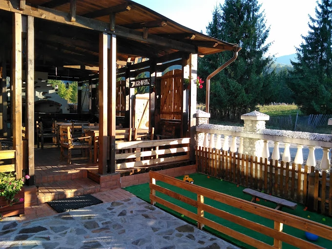 Arefu Cazare | Motel (K0888-53) Imaginea poate fi supusă drepturilor de autor. Se recomandă contactarea titularului drepturilor.