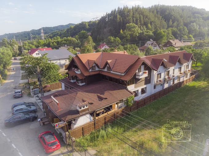 Arefu Cazare | Motel (K0888-63) Imaginea poate fi supusă drepturilor de autor. Se recomandă contactarea titularului drepturilor.