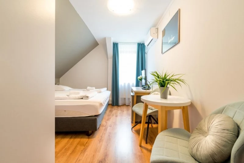 Magyarnádas Szállás | Panzió (K1447-16) A kép szerzői jogvédelem alatt állhat. Javasolt a kapcsolatfelvétel a jog tulajdonossal. Magyarnádas Szállás | Panzió (K1447-16) A kép szerzői jogvédelem alatt állhat. Javasolt a kapcsolatfelvétel a jog tulajdonossal.