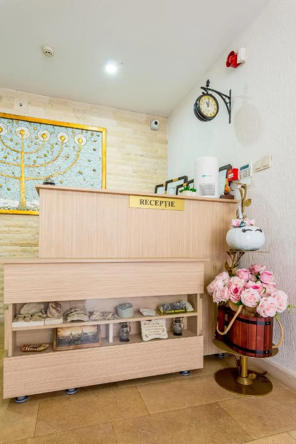 Nădășelu Cazare | Motel (K1447-30) Imaginea poate fi supusă drepturilor de autor. Se recomandă contactarea titularului drepturilor.