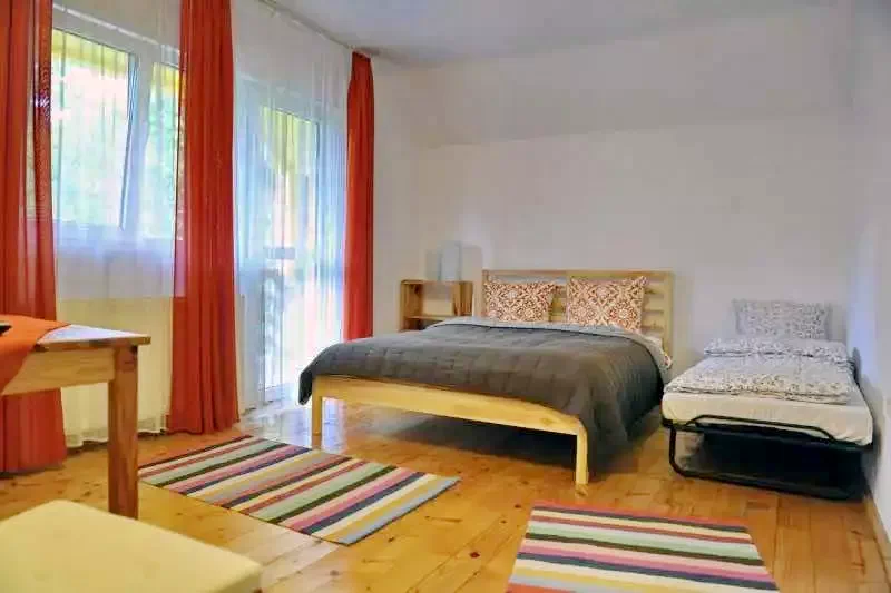 Corbeni Cazare | Motel (K0886-23) Imaginea poate fi supusă drepturilor de autor. Se recomandă contactarea titularului drepturilor.