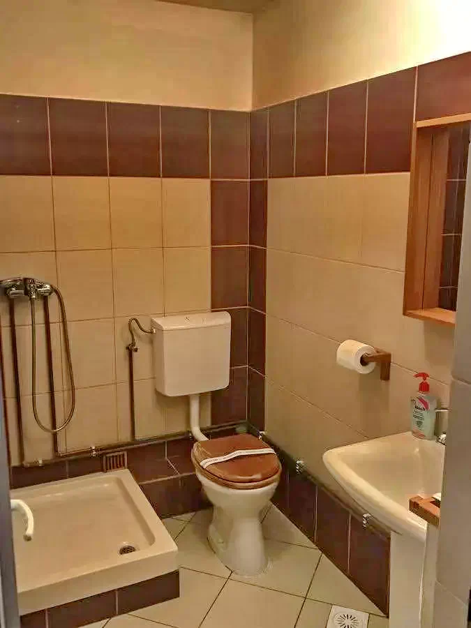  Szállás | Motel (K0625-8) A kép szerzői jogvédelem alatt állhat. Javasolt a kapcsolatfelvétel a jog tulajdonossal.