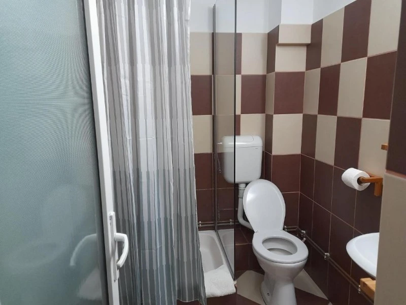 Szállás | Panzió (K0625-25) A kép szerzői jogvédelem alatt állhat. Javasolt a kapcsolatfelvétel a jog tulajdonossal.  Szállás | Panzió (K0625-25) A kép szerzői jogvédelem alatt állhat. Javasolt a kapcsolatfelvétel a jog tulajdonossal.