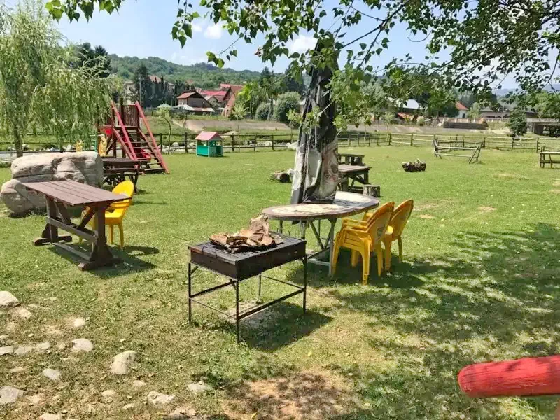 Corbeni Cazare | Motel (K0625-44) Imaginea poate fi supusă drepturilor de autor. Se recomandă contactarea titularului drepturilor.