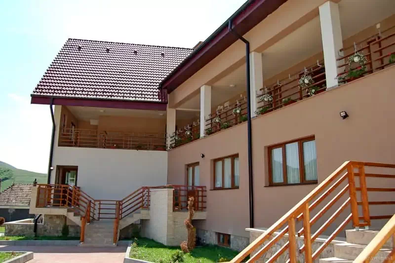 Petreștii de Sus Cazare | Motel (K0656-10) Imaginea poate fi supusă drepturilor de autor. Se recomandă contactarea titularului drepturilor.