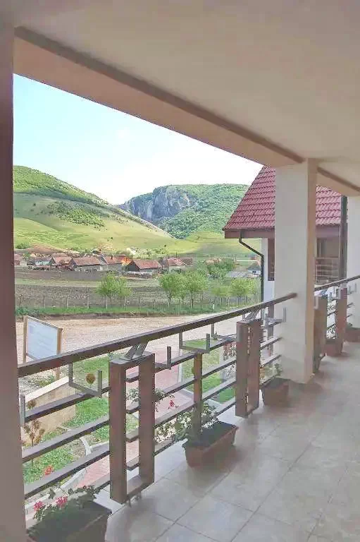 Felsőpeterd Szállás | Motel (K0656-11) A kép szerzői jogvédelem alatt állhat. Javasolt a kapcsolatfelvétel a jog tulajdonossal.