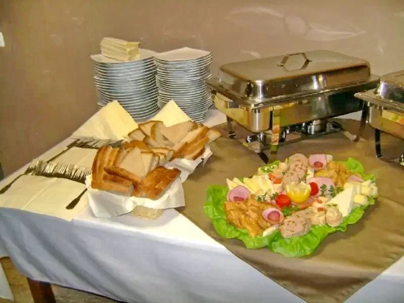 Felsőpeterd Szállás | Motel (K0656-34) A kép szerzői jogvédelem alatt állhat. Javasolt a kapcsolatfelvétel a jog tulajdonossal.