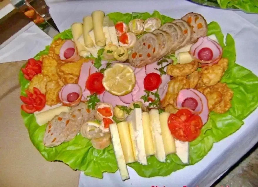 Cazare Petreștii de Jos - Pensiunea Laura***|Magyarpeterd - Laura Panzió***. Imaginea poate fi supusă drepturilor de autor. Se recomandă contactarea titularului drepturilor.