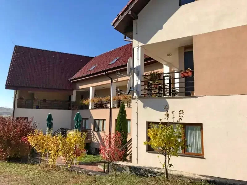 Cazare Petreștii de Jos - Pensiunea Laura***|Magyarpeterd - Laura Panzió***. Imaginea poate fi supusă drepturilor de autor. Se recomandă contactarea titularului drepturilor.