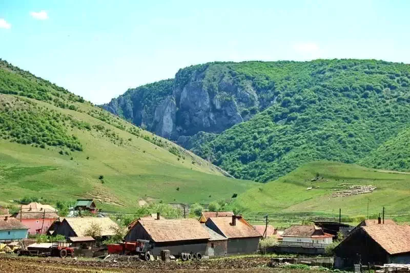 Petreștii de Sus Cazare | Motel (K0656-51) Imaginea poate fi supusă drepturilor de autor. Se recomandă contactarea titularului drepturilor.