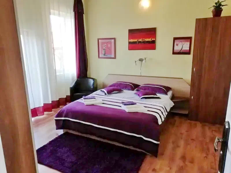 Cazare Sovata - Vila Júlia*** | Szováta - Júlia Villa***. Imaginea poate fi supusă drepturilor de autor. Se recomandă contactarea titularului drepturilor.