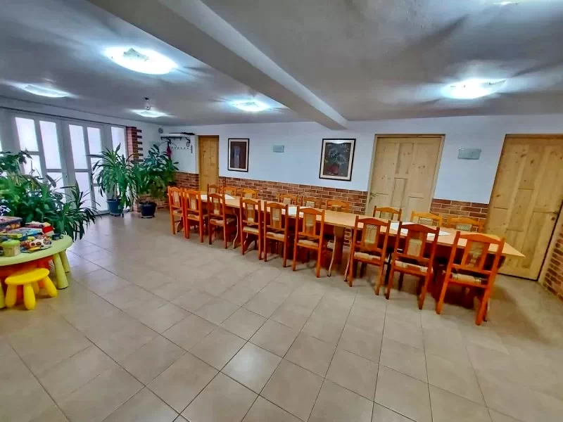 Csíkdelne Szállás | Üdülőfalu (K0228-9) A kép szerzői jogvédelem alatt állhat. Javasolt a kapcsolatfelvétel a jog tulajdonossal.