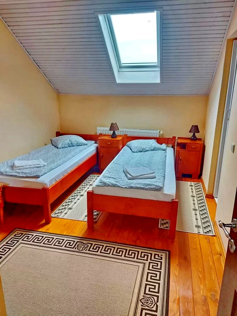 Csíkdelne Szállás | Üdülőfalu (K0228-19) A kép szerzői jogvédelem alatt állhat. Javasolt a kapcsolatfelvétel a jog tulajdonossal.