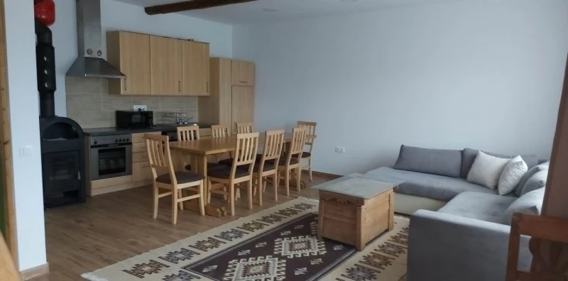 Delnița Cazare | Sat de vacanță (K0228-25) Imaginea poate fi supusă drepturilor de autor. Se recomandă contactarea titularului drepturilor.