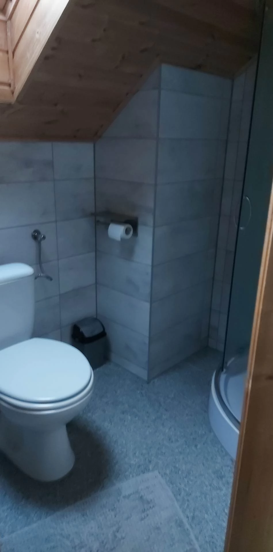 Delnița Cazare | Sat de vacanță (K0228-40) Imaginea poate fi supusă drepturilor de autor. Se recomandă contactarea titularului drepturilor.